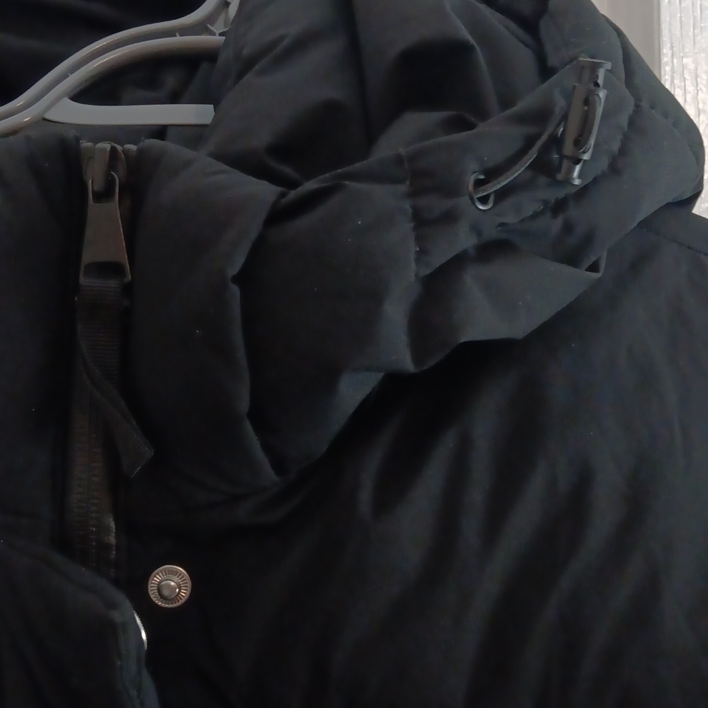 Black Puffer Jacket - Picture 4 of 7